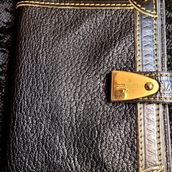 Rare 100% authetic Louis Vuitton black gold notebook epi Suhali agenda - Picture 6 of 8